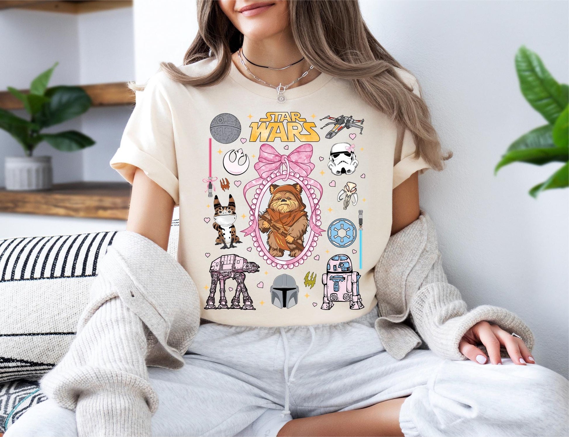 Star Wars Coquette Bow Locket Shirt, Galaxy'S Edge T-Shirt, Star Wars Hoodie, Disney Girls Trip Sweater, Disneyland Star Wars Shirt
