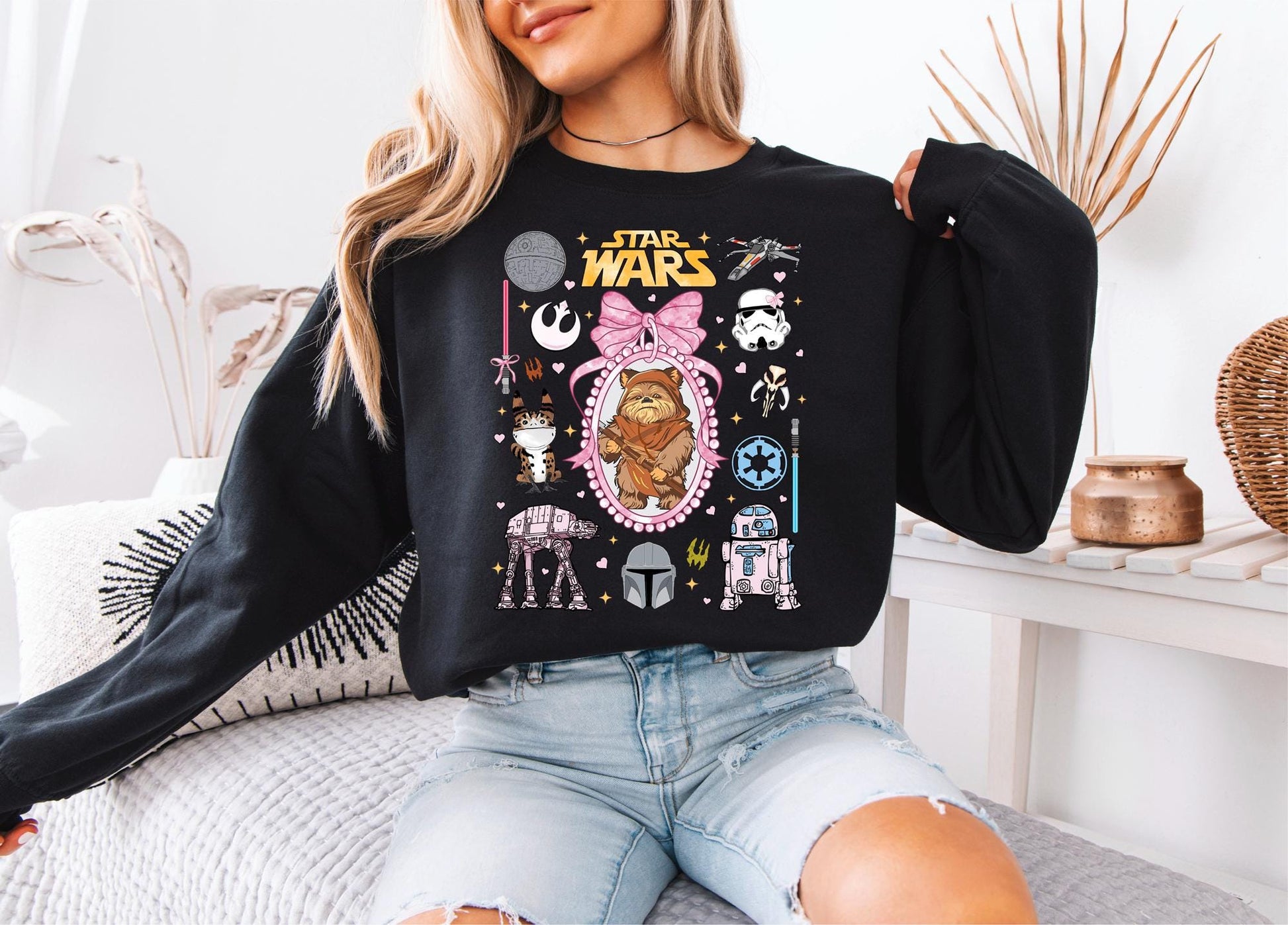 Star Wars Coquette Bow Locket Shirt, Galaxy'S Edge T-Shirt, Star Wars Hoodie, Disney Girls Trip Sweater, Disneyland Star Wars Shirt